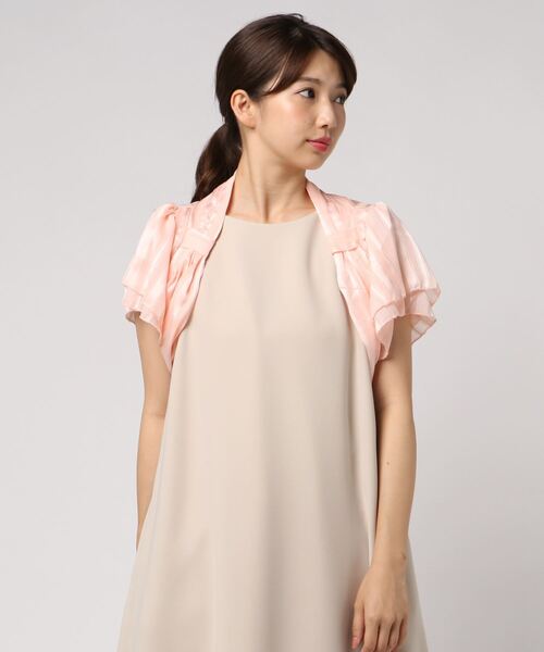 STYLEBLOCK(スタイルブロック)の「ラメストライプシフォンミニ丈半袖パーティーボレロ(カーディガン/ボレロ・レディース・ピンク/ブラック/ベージュ/ネイビー/ワイン・FREE)」の1枚目の写真