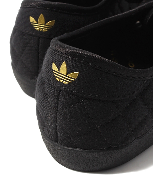 adidas Originals（アディダスオリジナルス）の「アディダス オリジナルス リレース ロー キルティング ブラック＆ゴールド adidas Originals RELACE LOW QLT（スニーカー・レディース・ブラック・23cm/23.5cm/24cm/24.5cm/25cm）」の9枚目の写真