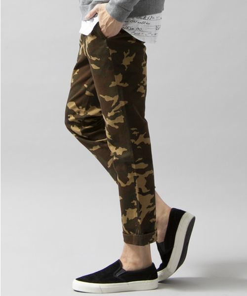 BEAUTY&YOUTH UNITED ARROWS（ビューティーアンドユースユナイテッドアローズ）の「BY ∴ ストレッチ/カモ ノープリーツ アンクル パンツ（チノパンツ・メンズ・その他1/その他2・LARGE/SMALL/X-LARGE/MEDIUM）」の9枚目の写真