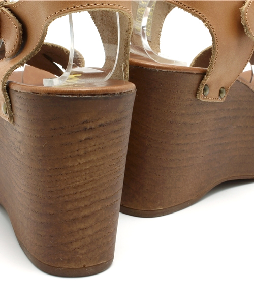 Kastane（カスタネ）の「【Kastane】SANDYSHOES（サンダル・レディース・ライトベージュ/キャメル/レッド・36/38/37）」の9枚目の写真