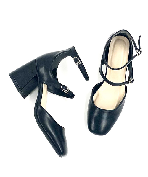 archives(アルシーヴ)の「二連ストラップパンプス(パンプス・レディース・ブラック/ベージュ/ブラック系その他・MEDIUM/LARGE)」の2枚目の写真
