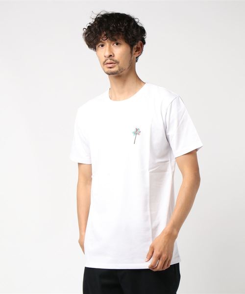 おしゃれスタ(オシャレスタ)の「パームツリー刺繍クルーネックTシャツ(KU)(Tシャツ/カットソー・メンズ・ホワイト/ブラック/サックスブルー/ピンク・LL/M/L)」の21枚目の写真