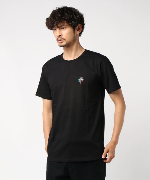 おしゃれスタ(オシャレスタ)の「パームツリー刺繍クルーネックTシャツ(KU)(Tシャツ/カットソー・メンズ・ホワイト/ブラック/サックスブルー/ピンク・LL/M/L)」の22枚目の写真