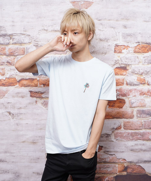 おしゃれスタ(オシャレスタ)の「パームツリー刺繍クルーネックTシャツ(KU)(Tシャツ/カットソー・メンズ・ホワイト/ブラック/サックスブルー/ピンク・LL/M/L)」の16枚目の写真
