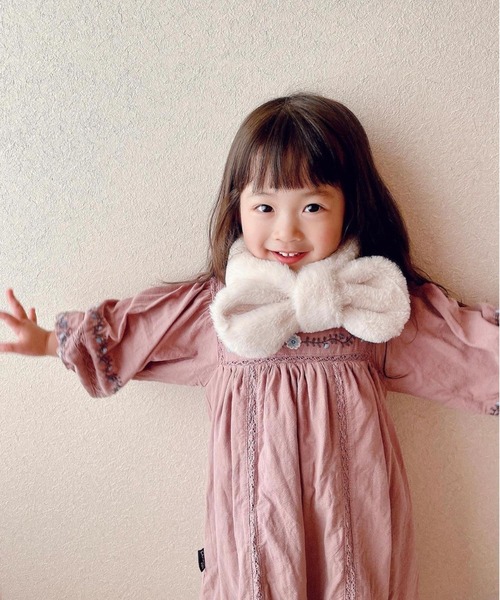 Catherine Cottage（キャサリンコテージ）の「リボンマフラーM（マフラー・キッズ・アイボリー/グレー/ミント/ベビーピンク/ライラック/スモークピンク/ベージュ/オフホワイト・M）」の18枚目の写真