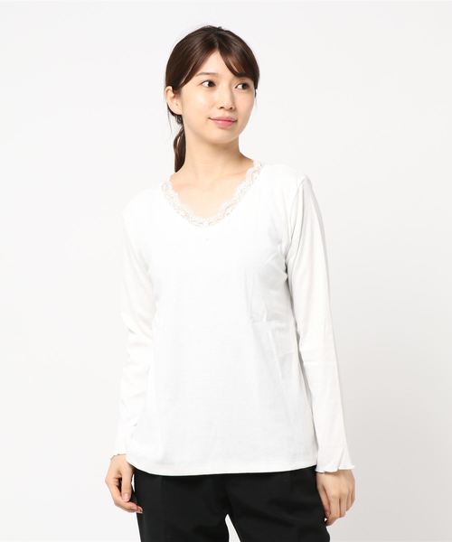 BELLUNA PLUS(ベルーナ)の「テレコ素材レース使いプルオーバー(Tシャツ/カットソー・レディース・ブラック/ネイビー/オフホワイト/マジェンタ/ブルー/グリーン/杢グレー/ラベンダー/コーラル・MEDIUM/LARGE/X-LARGE/XXX-LARGE/XXXX-LARGE/XX-LARGE)」の12枚目の写真