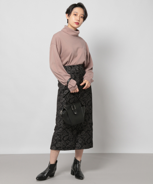 PAGEBOY(ページボーイ)の「スムースタートルプルオーバー(Tシャツ/カットソー・レディース・ブラック/モカ/ライトベージュ・FREE)」の6枚目の写真