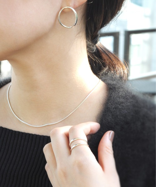 anq.（アンク）の「「anq.」SV925スネークチョーカーネックレス（ネックレス・レディース・シルバー・ONE SIZE）」の6枚目の写真