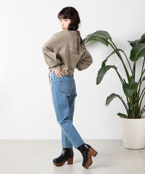 WEGO（ウィゴー）の「WEGO/バックロゴドロストプルオーバー（スウェット・レディース・グリーン/アイボリー/スミクロ・FREE）」の17枚目の写真