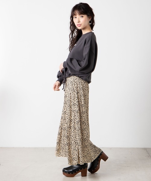 WEGO（ウィゴー）の「WEGO/バックロゴドロストプルオーバー（スウェット・レディース・グリーン/アイボリー/スミクロ・FREE）」の13枚目の写真