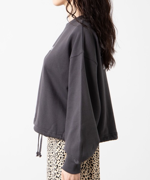 WEGO（ウィゴー）の「WEGO/バックロゴドロストプルオーバー（スウェット・レディース・グリーン/アイボリー/スミクロ・FREE）」の5枚目の写真