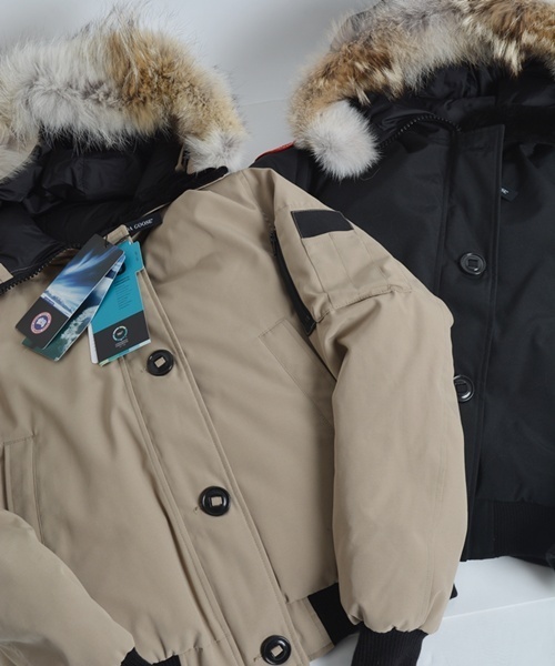 Khaju（カージュ）の「CANADA GOOSE:LABRADOR □（ダウンジャケット/コート・レディース・ブラック/ベージュ/ブルー系その他・MEDIUM/SMALL）」の6枚目の写真