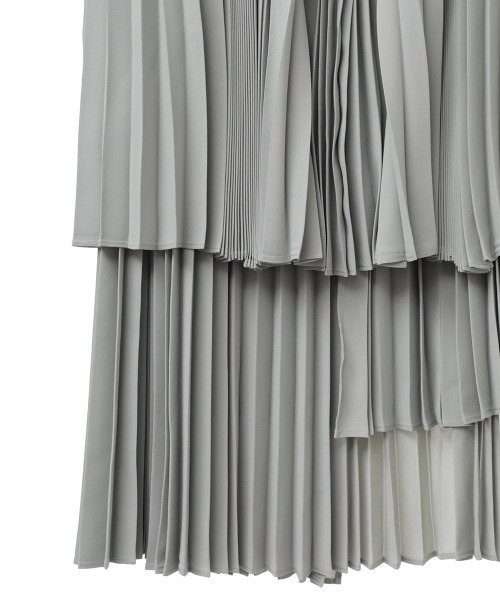CLANE（クラネ）の「THREE LAYER PLEAT SKIRT（スカート・レディース・ミント/ベージュ/ブラック・0/1/2）」の8枚目の写真