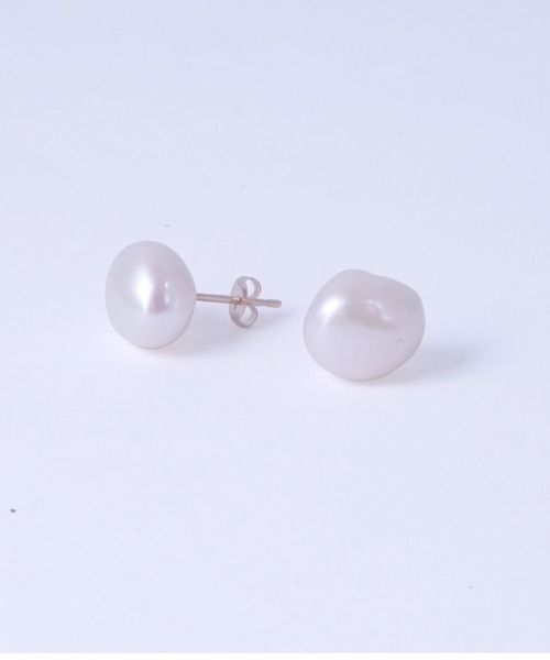 HERGO(ハーゴ)の「NP:HERGO Potato Pearl pierce ポテトパール ピアス(ピアス(片耳用)・レディース・ホワイト・FREE)」の3枚目の写真