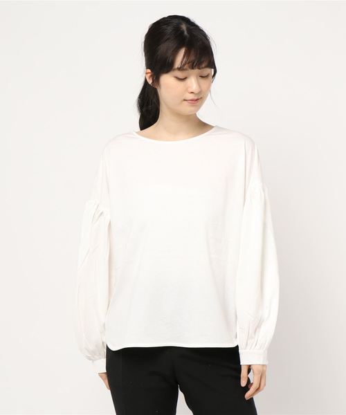 AMERICAN HOLIC(アメリカンホリック)の「袖ギャザーカットプルオーバー *●(Tシャツ/カットソー・レディース・ブラック/オフホワイト/サックスブルー/ライトベージュ・M/L)」の1枚目の写真
