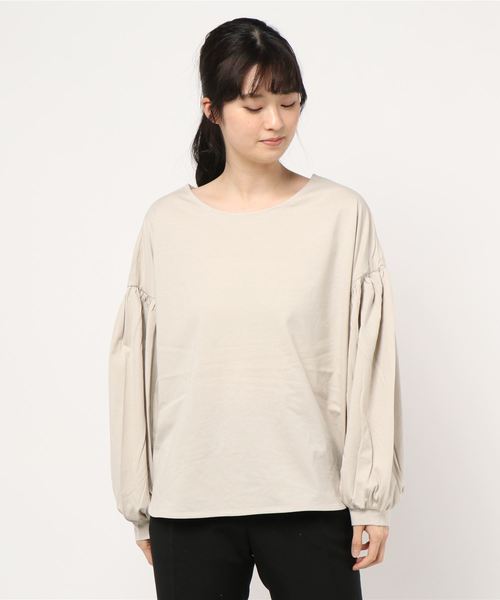 AMERICAN HOLIC(アメリカンホリック)の「袖ギャザーカットプルオーバー *●(Tシャツ/カットソー・レディース・ブラック/オフホワイト/サックスブルー/ライトベージュ・M/L)」の3枚目の写真