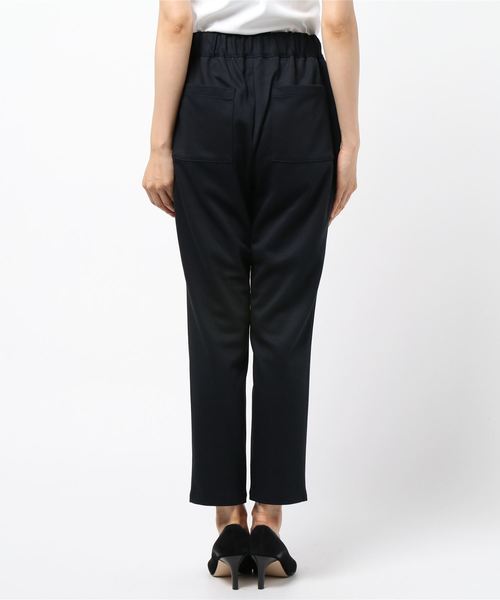 Munich（ミューニック）の「ダブルクロス　テーパードイージーパンツ（その他パンツ・レディース・ブラウン/ネイビー/ブラック・S/M）」の6枚目の写真