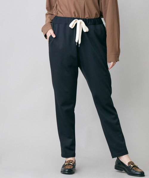 Munich（ミューニック）の「ダブルクロス　テーパードイージーパンツ（その他パンツ・レディース・ブラウン/ネイビー/ブラック・S/M）」の3枚目の写真