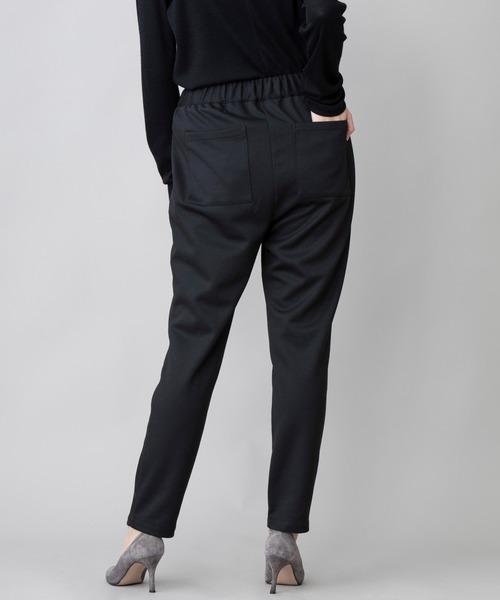 Munich（ミューニック）の「ダブルクロス　テーパードイージーパンツ（その他パンツ・レディース・ブラウン/ネイビー/ブラック・S/M）」の19枚目の写真