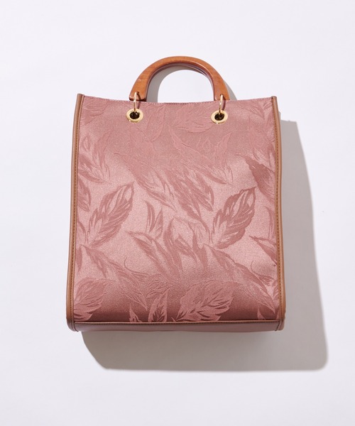 natural couture（ナチュラルクチュール）の「ウッドハンドル2WAYトートバッグ（トートバッグ・レディース・ベージュ/ブラウン/アイボリー/キャメル/ピンク・FREE）」の5枚目の写真
