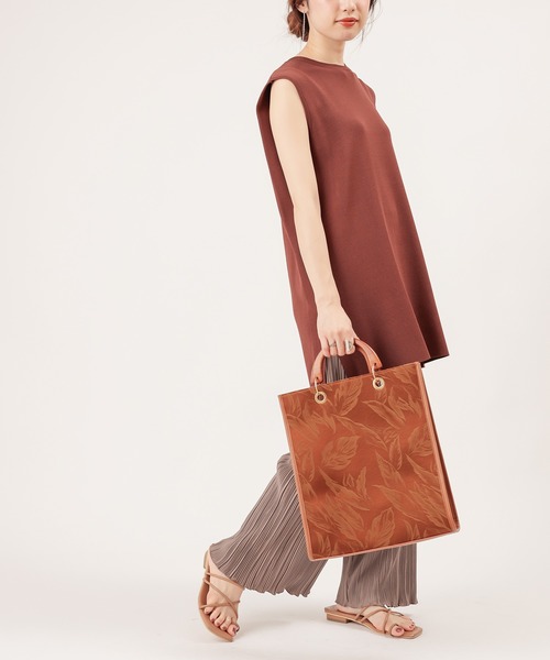 natural couture（ナチュラルクチュール）の「ウッドハンドル2WAYトートバッグ（トートバッグ・レディース・ベージュ/ブラウン/アイボリー/キャメル/ピンク・FREE）」の15枚目の写真