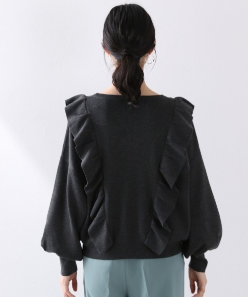 LOWRYS FARM（ローリーズファーム）の「フリルニットプルオーバーＬＳ　894813（ニット/セーター・レディース・チャコールグレー/ブラウン/アイボリー/パープル・FREE）」の7枚目の写真