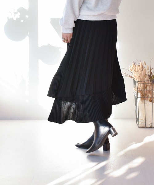 muure(ミュール)の「アシンメトリー切り替えプリーツスカート(スカート・レディース・ベージュ/ブラック/ホワイト・FREE)」の10枚目の写真