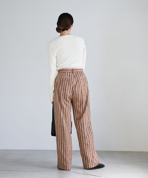 select MOCA(セレクトモカ)の「ストライプストレートパンツ(スラックス・レディース・ライトグレー/ブラック/ブラウン・SMALL/MEDIUM)」の5枚目の写真