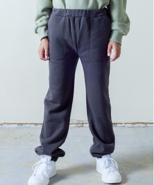 ＆yam（アンドヤム）の「裏起毛ジョガーパンツ（その他パンツ・キッズ・ブラック系その他/オリーブ/ピンク/ブルー/ブラウン/ベージュ・100/110/120/160/130/150/140）」の2枚目の写真