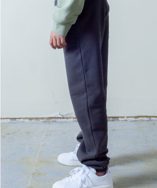 ＆yam（アンドヤム）の「裏起毛ジョガーパンツ（その他パンツ・キッズ・ブラック系その他/オリーブ/ピンク/ブルー/ブラウン/ベージュ・100/110/120/160/130/150/140）」の9枚目の写真