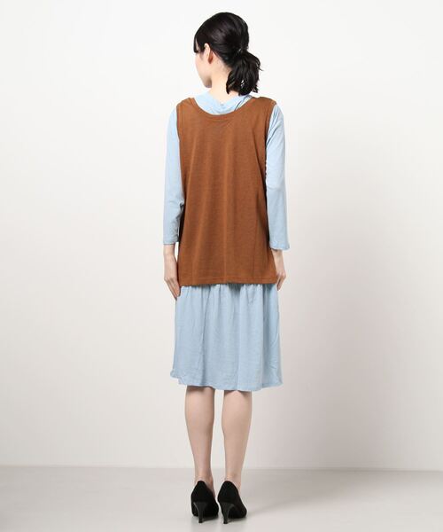 POU DOU DOU（プードゥドゥ）の「ベスト×シアーチュニックレイヤードセット（ワンピース・レディース・オフホワイト/キャメル/ブルー・3）」の22枚目の写真