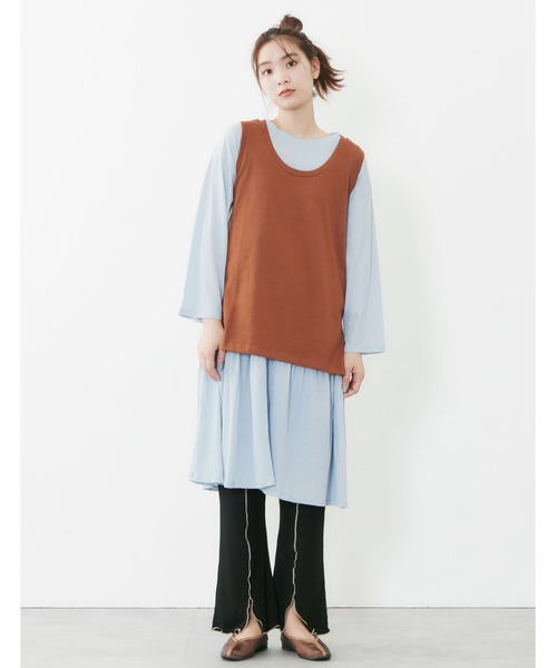 POU DOU DOU（プードゥドゥ）の「ベスト×シアーチュニックレイヤードセット（ワンピース・レディース・オフホワイト/キャメル/ブルー・3）」の7枚目の写真