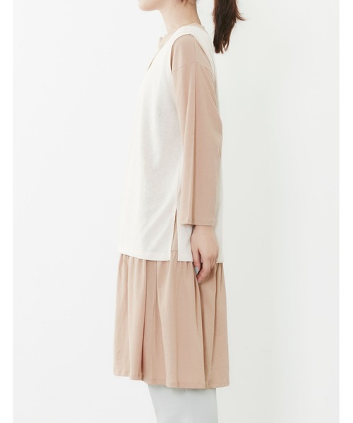 POU DOU DOU（プードゥドゥ）の「ベスト×シアーチュニックレイヤードセット（ワンピース・レディース・オフホワイト/キャメル/ブルー・3）」の5枚目の写真