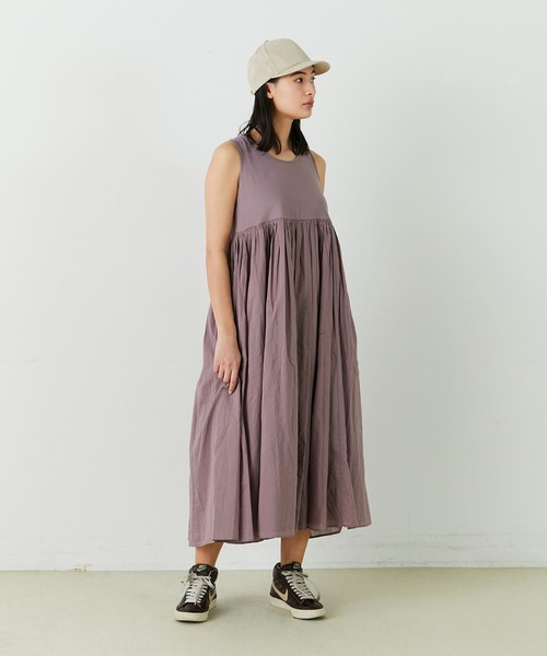 conges payes ADIEU TRISTESSE（コンジェ ペイエ アデュートリステス）の「2重布帛ノースリーブワンピース（ワンピース・レディース・ブラック/ダークラベンダー/グレイッシュブルー/キナリ・FREE）」の13枚目の写真