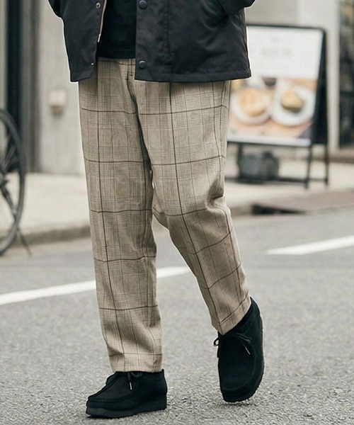SITRY（シトリー）の「One tuck Twill chef pants/別注 ワンタック ワイドテーパードパンツ/イージーパンツ/シェフパンツ/カラーパンツ/スケーターパンツ（チノパンツ・メンズ・ホワイト/ブラック/ベージュ/ブラウン/インディゴブルー/ブルー/アイボリー/ワンウォッシュ/ネイビー/ウッドランド/レオパード/カーキ/デザートカモ/グレー系その他/ブラック系その他/ブラウン系その他/レッド/パープル/グリーン/マスタード/ケミカルウォッシュ/ブラック系その他2/チャコール・S/M/L/XL）」の9枚目の写真