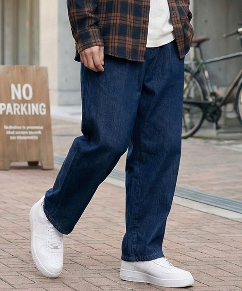 SITRY（シトリー）の「One tuck Twill chef pants/別注 ワンタック ワイドテーパードパンツ/イージーパンツ/シェフパンツ/カラーパンツ/スケーターパンツ（チノパンツ・メンズ・ホワイト/ブラック/ベージュ/ブラウン/インディゴブルー/ブルー/アイボリー/ワンウォッシュ/ネイビー/ウッドランド/レオパード/カーキ/デザートカモ/グレー系その他/ブラック系その他/ブラウン系その他/レッド/パープル/グリーン/マスタード/ケミカルウォッシュ/ブラック系その他2/チャコール・S/M/L/XL）」の16枚目の写真