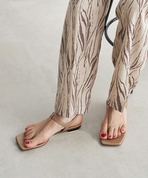 DouDou | 【atelier brugge/アトリエブルージュ】スクエアトゥフラットサンダル(サンダル)