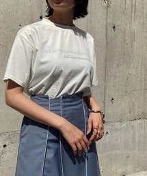 【&g'aime】ロゴ×刺繍プリントTシャツ