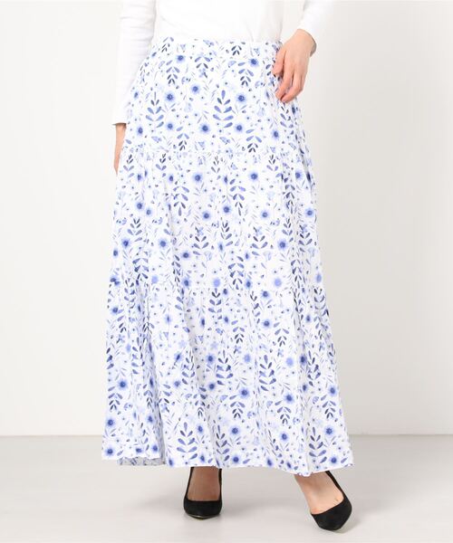 GAP（ギャップ）の「ティアード マキシスカート（スカート・レディース・ホワイト/ホワイト×ブルー・2/6/00/0/4）」の4枚目の写真