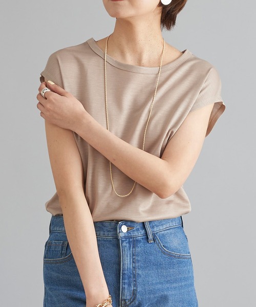 DouDou（ドゥドゥ）の「フレンチT（Tシャツ/カットソー・レディース・ピンク/グレイッシュベージュ/オフホワイト/カーキ/ライトベージュ/ブラック/レッド・MEDIUM/SMALL）」の4枚目の写真