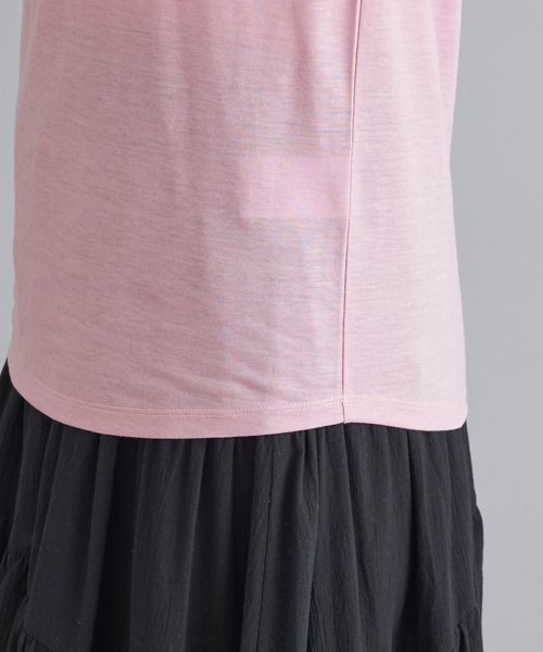 DouDou（ドゥドゥ）の「フレンチT（Tシャツ/カットソー・レディース・ピンク/グレイッシュベージュ/オフホワイト/カーキ/ライトベージュ/ブラック/レッド・MEDIUM/SMALL）」の11枚目の写真