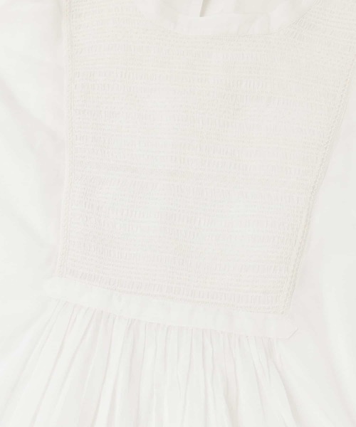 KBF（ケイビーエフ）の「スモッキングギャザーブラウス（シャツ/ブラウス・レディース・チャコールグレー/オフホワイト/ベージュ系その他・ONE）」の14枚目の写真