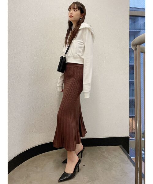 GYDA（ジェイダ）の「BASICショートパーカー（パーカー・レディース・ブラック/グレー/オフホワイト/ベージュ・FREE）」の21枚目の写真