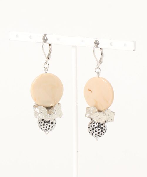 tone(トーン)の「【lensa】苺の花ピアス(MA)(ピアス(両耳用)・レディース・シルバー・FREE)」の9枚目の写真