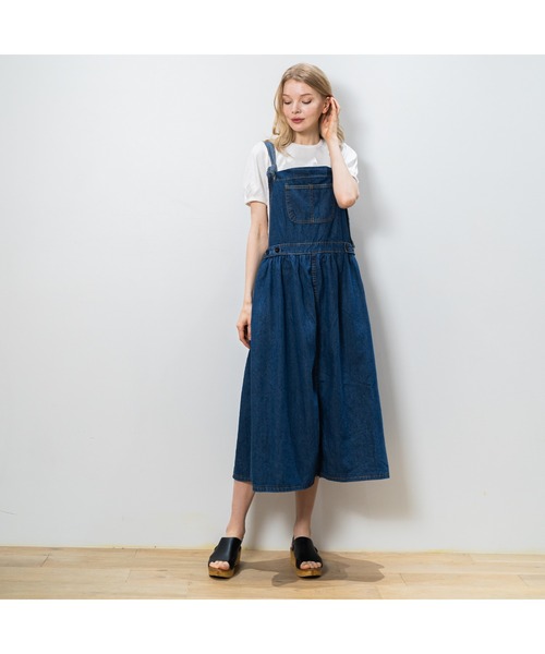 Toyome(トヨミー)の「【飼い主と犬服のペアルックセット】防蚊加工パフ袖Tシャツ×デニムワンピース ジャンスカタイプ(ペットウェア・レディース・ブラック/ホワイト系その他/ホワイト・S/XXS/M/SS/L)」の21枚目の写真