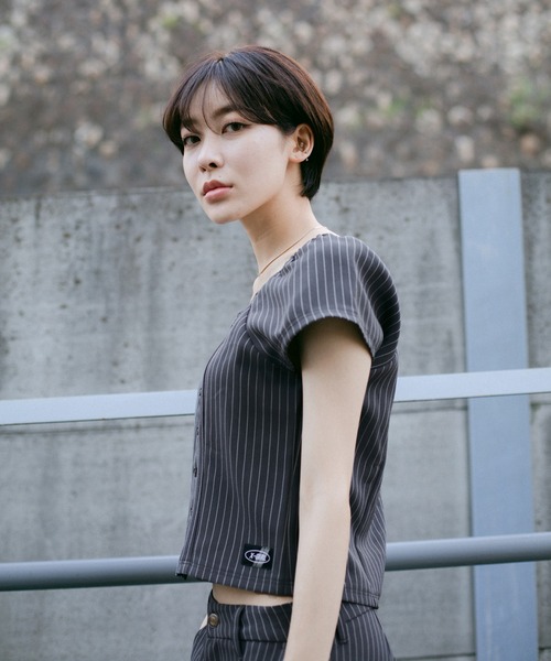 X-girl(エックスガール)の「STRIPED TOP(シャツ/ブラウス・レディース・ブラウン/グレー・M/S)」の3枚目の写真