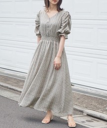 パワーショルダーVネックワンピース