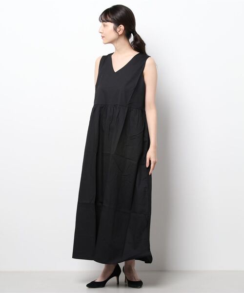 Monocoro toppi（モノコロトッピ）の「コットンギャザーロングワンピース（デニムパンツ・レディース・ブラウン/ブラック・M）」の20枚目の写真