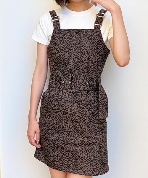 one way(ワンウェイ)の「【oneway Jeans】バックルタイトジャンスカ(サロペット/オーバーオール・レディース・ベージュ/ブラック/ライトブラウン/ダークグリーン・FREE)」の2枚目の写真