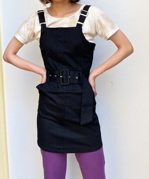 one way(ワンウェイ)の「【oneway Jeans】バックルタイトジャンスカ(サロペット/オーバーオール・レディース・ベージュ/ブラック/ライトブラウン/ダークグリーン・FREE)」の1枚目の写真